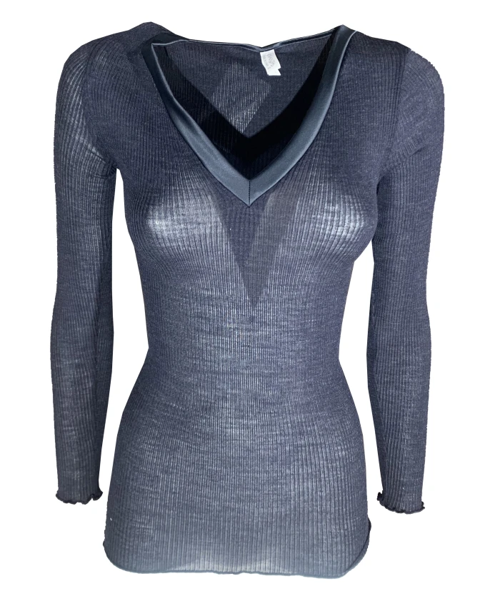 Вязаный свитер с V-образным вырезом в рубчик Lisanza, синий
Вязаный свитер с V-образным вырезом в рубчик Lisanza, синий