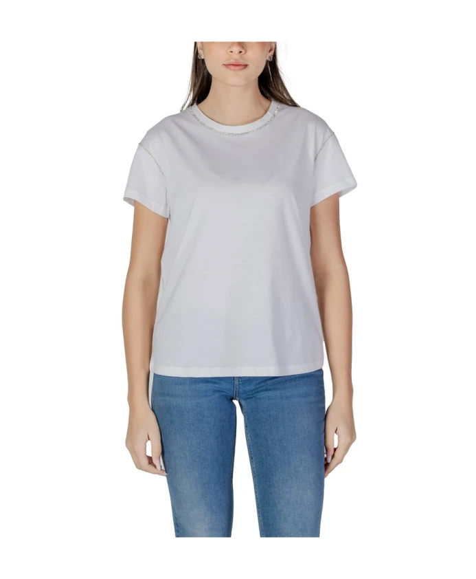 Футболка ECS Moda M/C WA5148J4893 Liu Jo, белый
Футболка ECS Moda M/C WA5148J4893 Liu Jo, белый