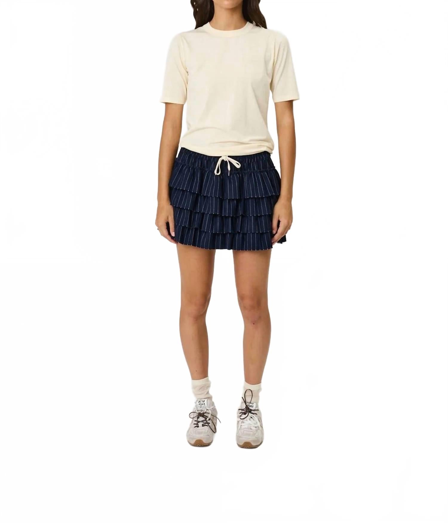 Мини-юбка Рори в полоску "Полночь" Remain, Midnight Stripe
Мини-юбка Рори в полоску "Полночь" Remain, Midnight Stripe