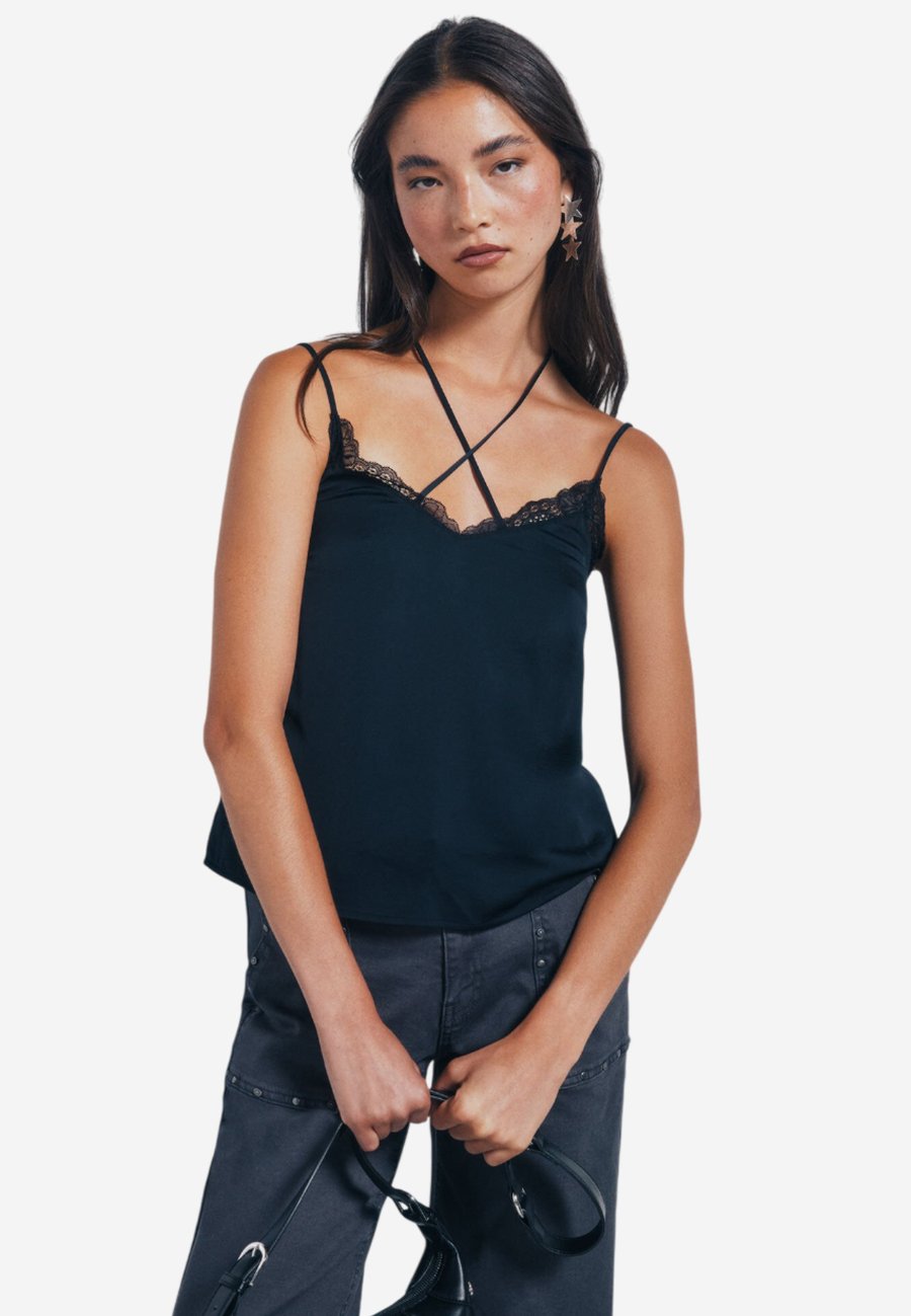 Топ Springfield Top, Black
Топ Springfield Top, Black