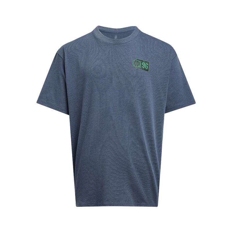 Under Armour Футболка мужская Heavyweight Hoops Courtside, цвет Torrential Rain Gray/Kelly Green Team, Зеленый, Under Armour Футболка мужская Heavyweight Hoops Courtside, цвет Torrential Rain Gray/Kelly Green Team
Under Armour Футболка мужская Heavyweight Hoops Courtside, цвет Torrential Rain Gray/Kelly Green Team, Зеленый, Under Armour Футболка мужская Heavyweight Hoops Courtside, цвет Torrential Rain Gray/Kelly Green Team