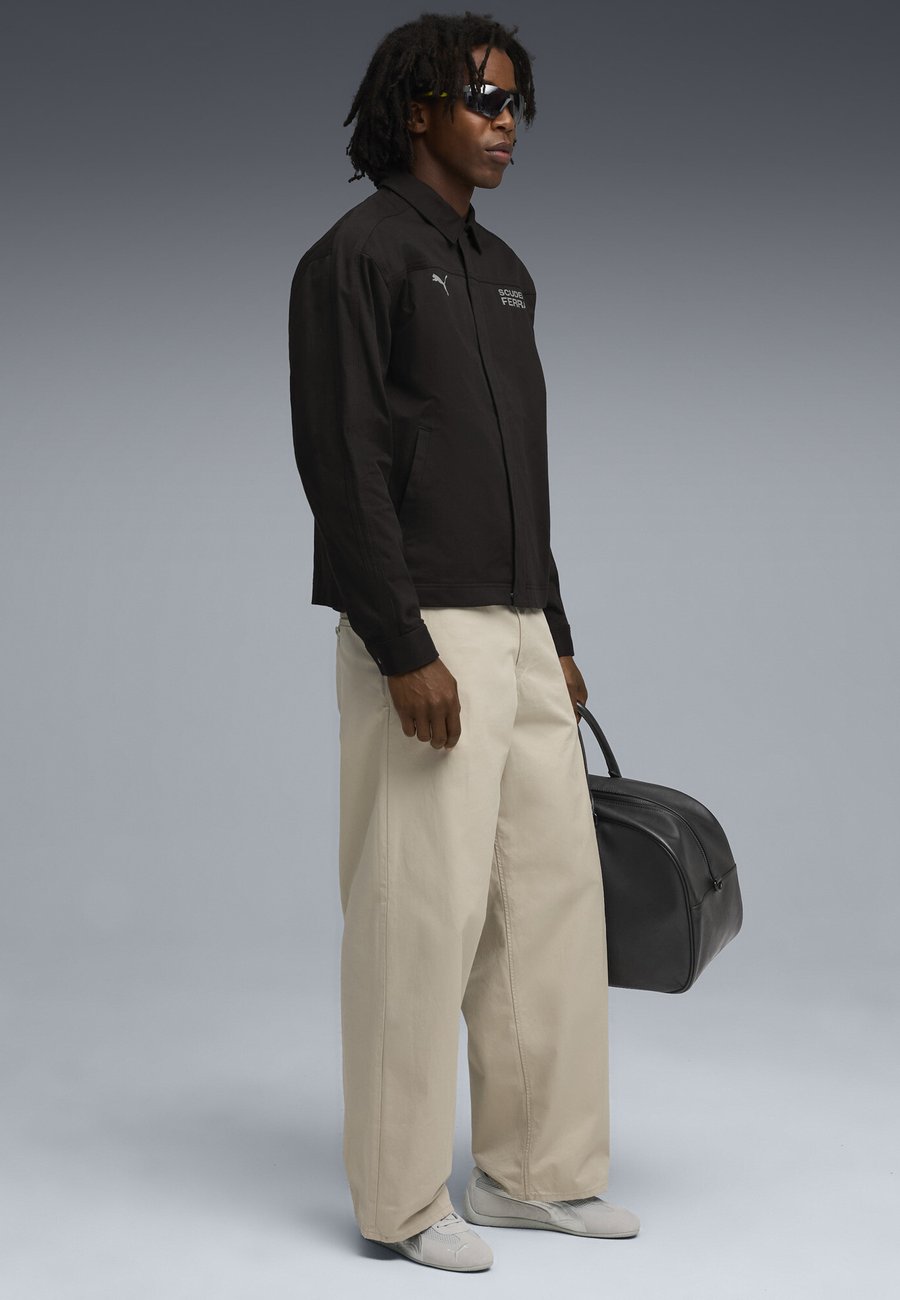 Куртка Puma SCUDERIA FERRARI , Black
Куртка Puma SCUDERIA FERRARI , Black