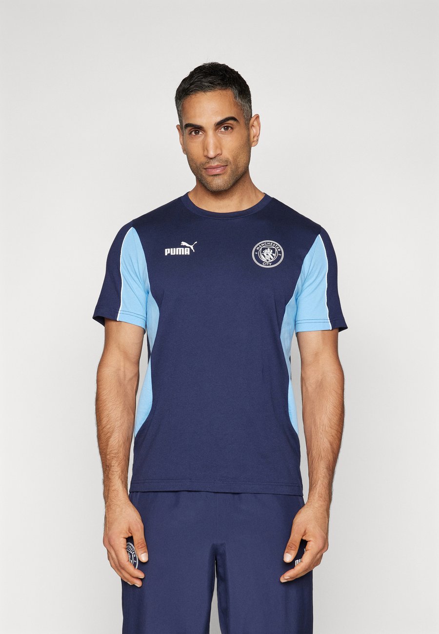 Футболка Puma MCFC , Navy/Team Light Blue/Dark Blue, Синий, Футболка Puma MCFC , Navy/Team Light Blue/Dark Blue
Футболка Puma MCFC , Navy/Team Light Blue/Dark Blue, Синий, Футболка Puma MCFC , Navy/Team Light Blue/Dark Blue