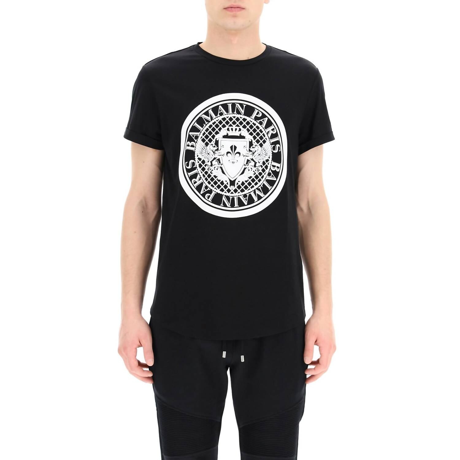 Мужская черная футболка с логотипом и медальоном из флока Vh1Ef010B030 Balmain, черный
Мужская черная футболка с логотипом и медальоном из флока Vh1Ef010B030 Balmain, черный
