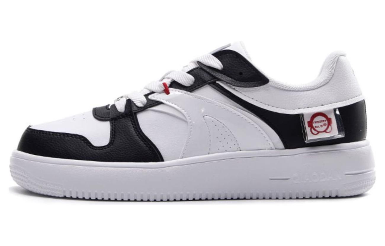 Скользоустойчивые амортизирующие низкие скейтбордские кроссовки мужские черно-белые QIAODAN
Скользоустойчивые амортизирующие низкие скейтбордские кроссовки мужские черно-белые QIAODAN