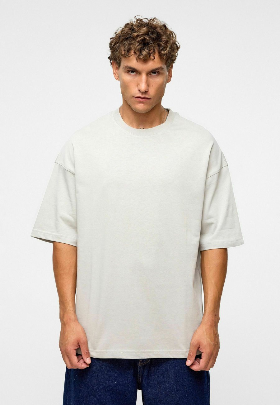 Футболка zibi London OVERSIZED, Grey, Серый, Футболка zibi London OVERSIZED, Grey
Футболка zibi London OVERSIZED, Grey, Серый, Футболка zibi London OVERSIZED, Grey