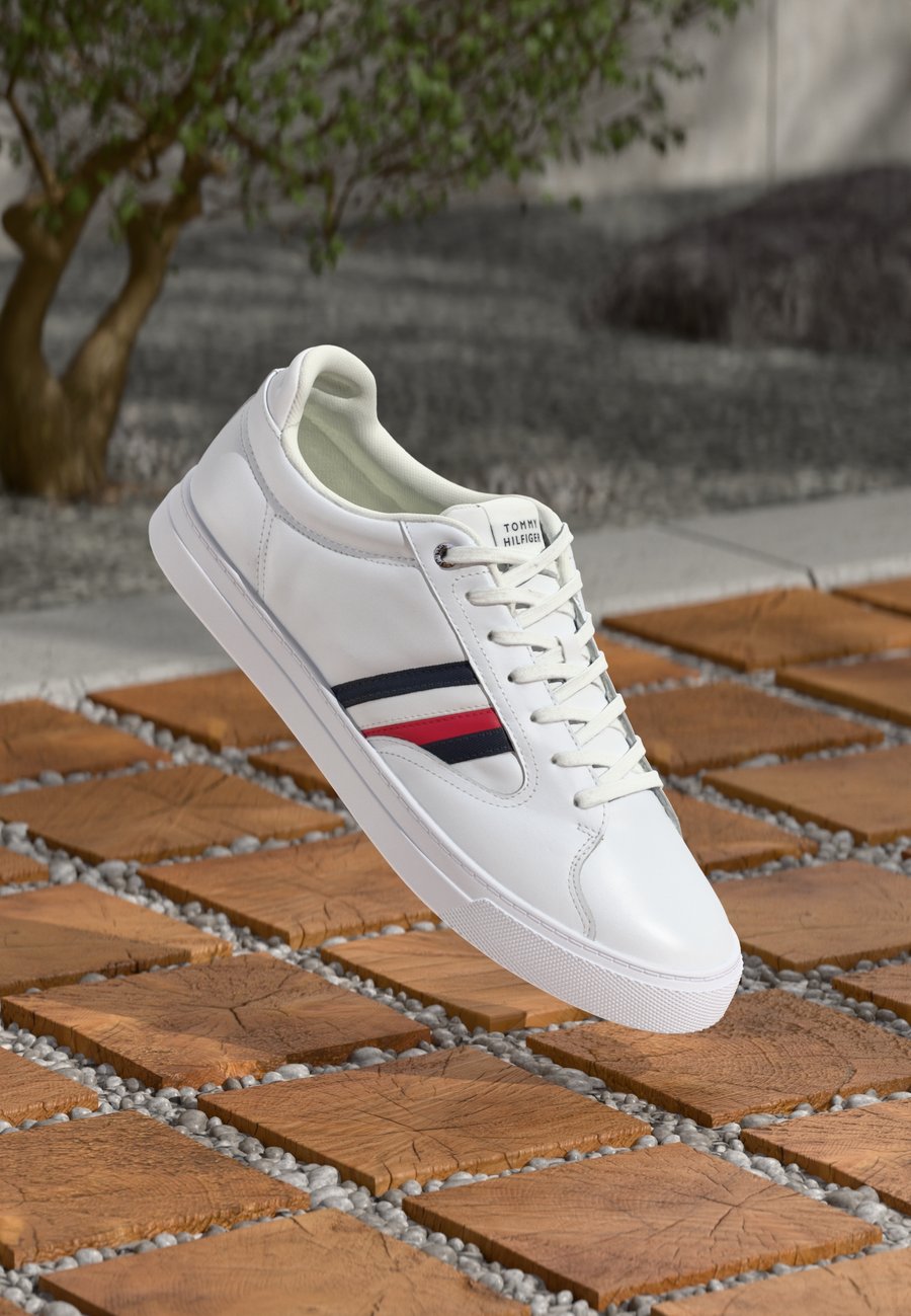 Кроссовки Tommy Hilfiger ICON COURT STRIPES, White
Кроссовки Tommy Hilfiger ICON COURT STRIPES, White