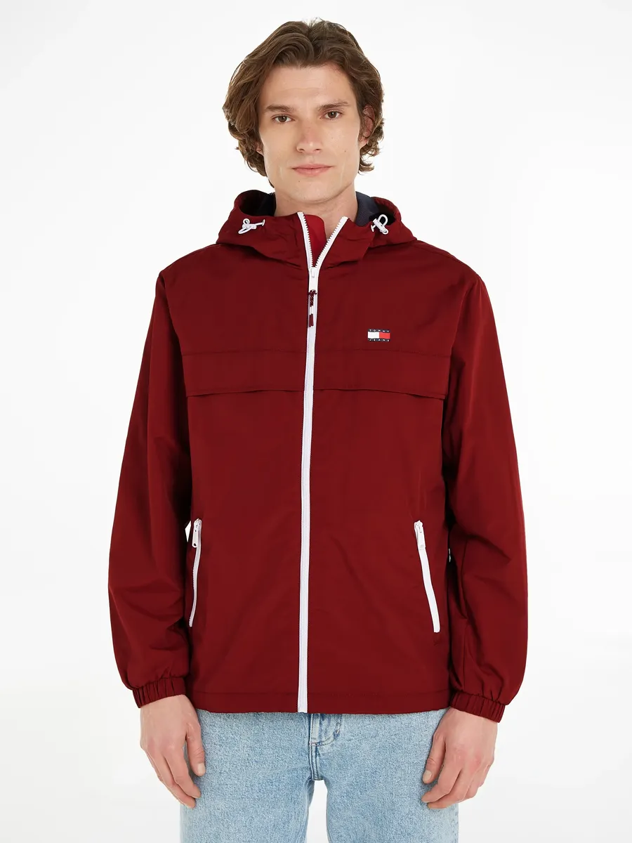 Блузон Tommy Jeans "TJM CHICAGO WINDBREAKER EXT", с капюшоном, с капюшоном, цвет Magma Red
Блузон Tommy Jeans "TJM CHICAGO WINDBREAKER EXT", с капюшоном, с капюшоном, цвет Magma Red
