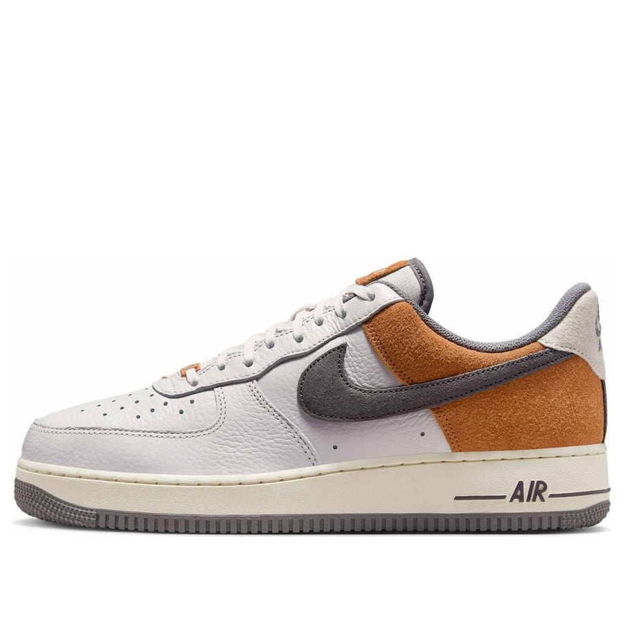 Кроссовки Nike Air Force 1 '07 LV8 'Phantom Copper Moon', серый
Кроссовки Nike Air Force 1 '07 LV8 'Phantom Copper Moon', серый
