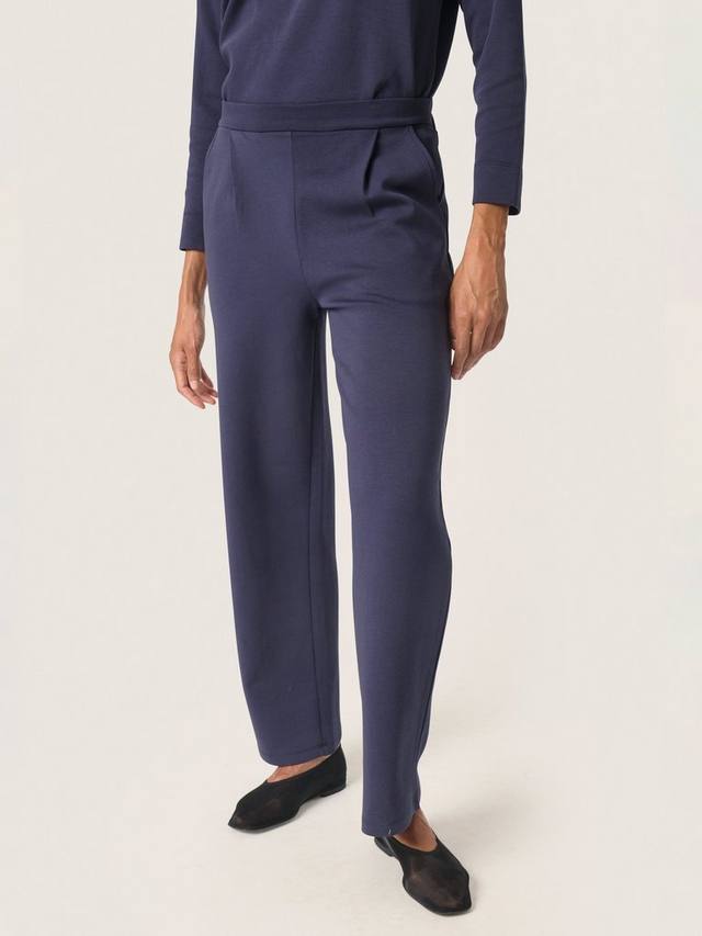 Укороченные брюки magana Soaked In Luxury, цвет Night Sky
Укороченные брюки magana Soaked In Luxury, цвет Night Sky