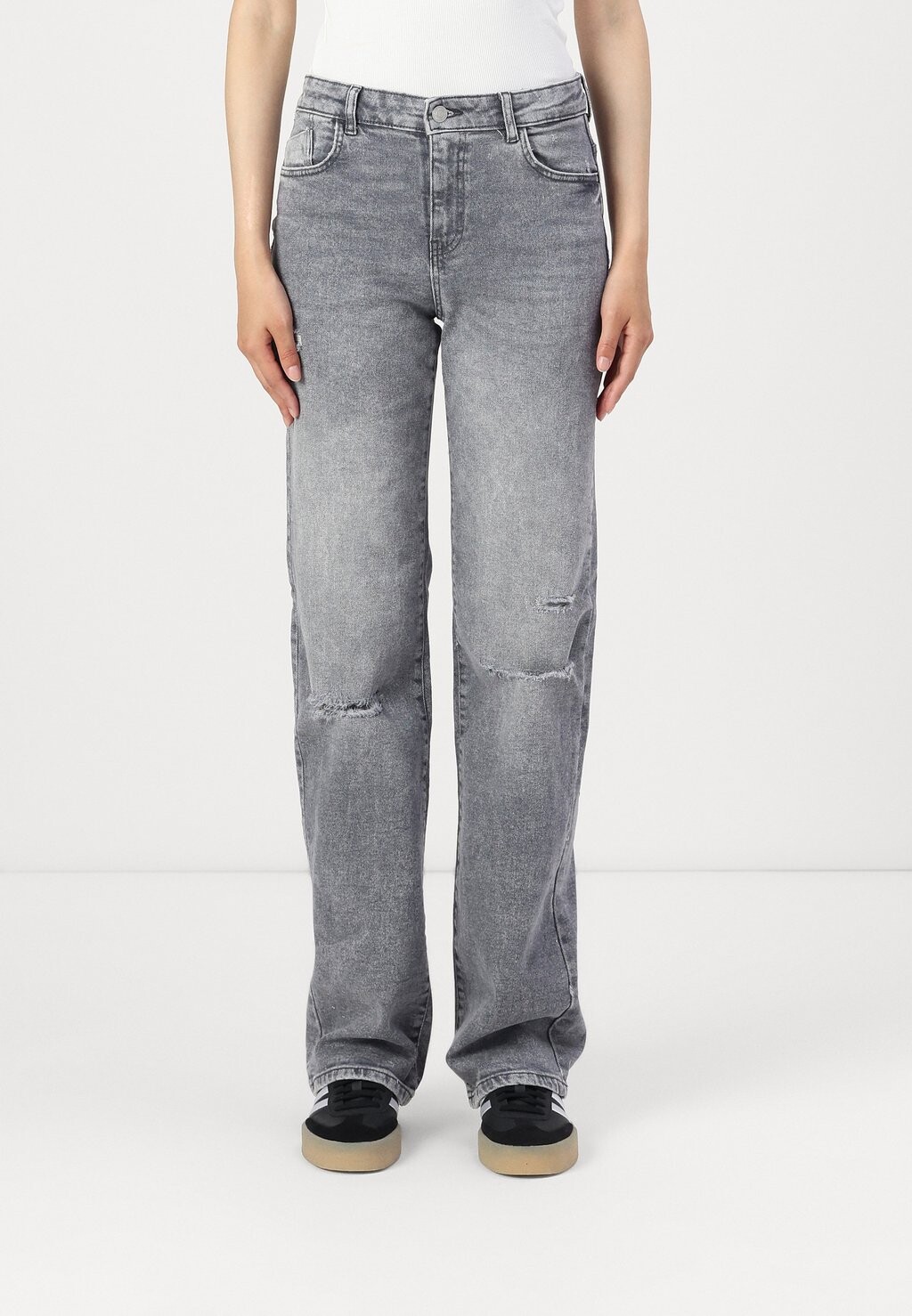 Джинсы свободного кроя NMYOLANDA WIDE DESTROY Noisy May, серый деним
Джинсы свободного кроя NMYOLANDA WIDE DESTROY Noisy May, серый деним