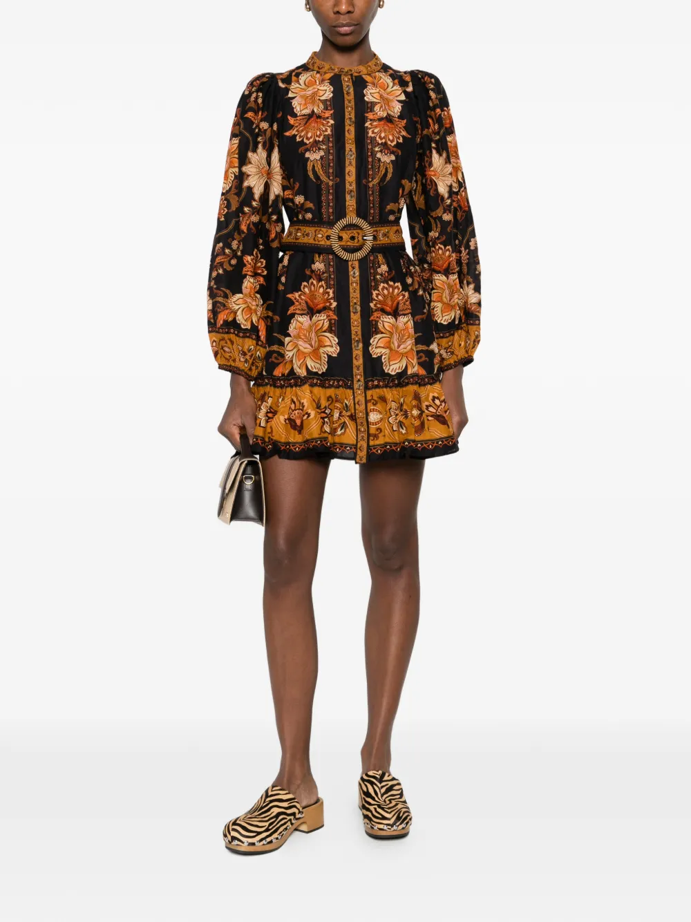 Платье с цветочным принтом и поясом FARM Rio, черный
Платье с цветочным принтом и поясом FARM Rio, черный