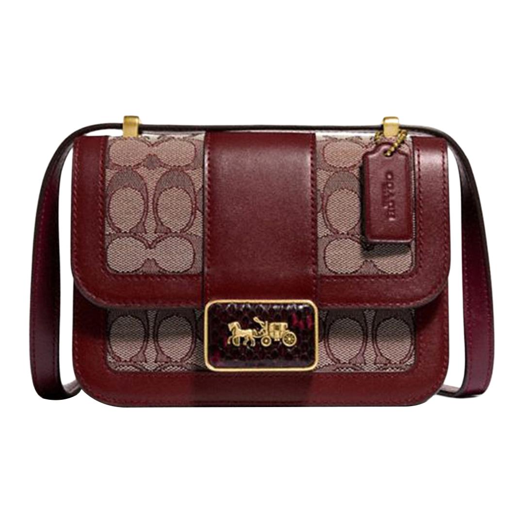 COACH Кожаная маленькая квадратная сумка али, кроссбоди, маленькая женская сумка через плечо бордового цвета
COACH Кожаная маленькая квадратная сумка али, кроссбоди, маленькая женская сумка через плечо бордового цвета