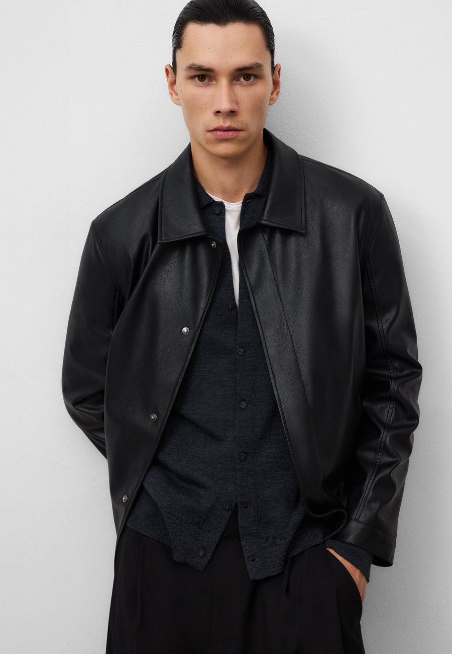 Куртка ADOLFO DOMINGUEZ Faux leather jacket, Black
Куртка ADOLFO DOMINGUEZ Faux leather jacket, Black