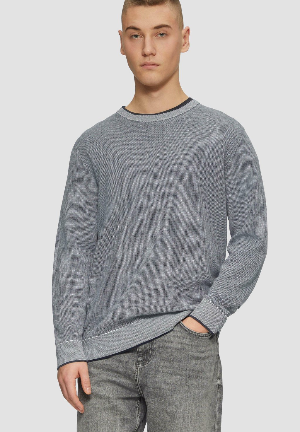 Джемпер MELANGE-OPTIK QS, цвет Dunkelblau
Джемпер MELANGE-OPTIK QS, цвет Dunkelblau