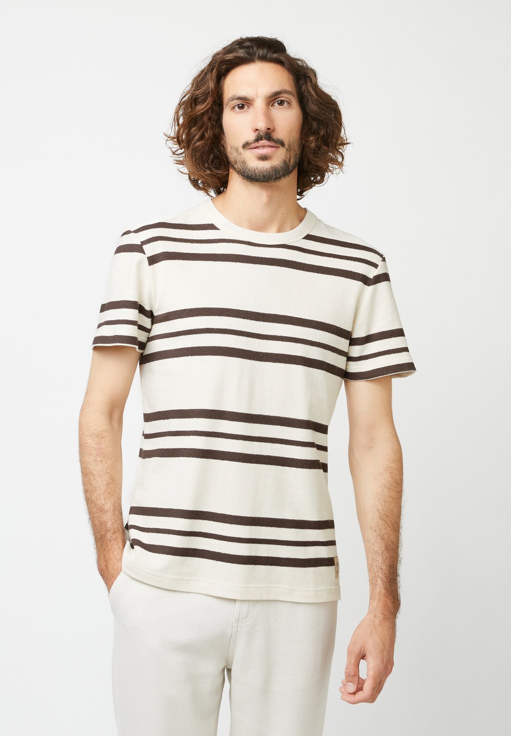 Футболка с принтом LUGNY Faguo, коричневый
Футболка с принтом LUGNY Faguo, коричневый