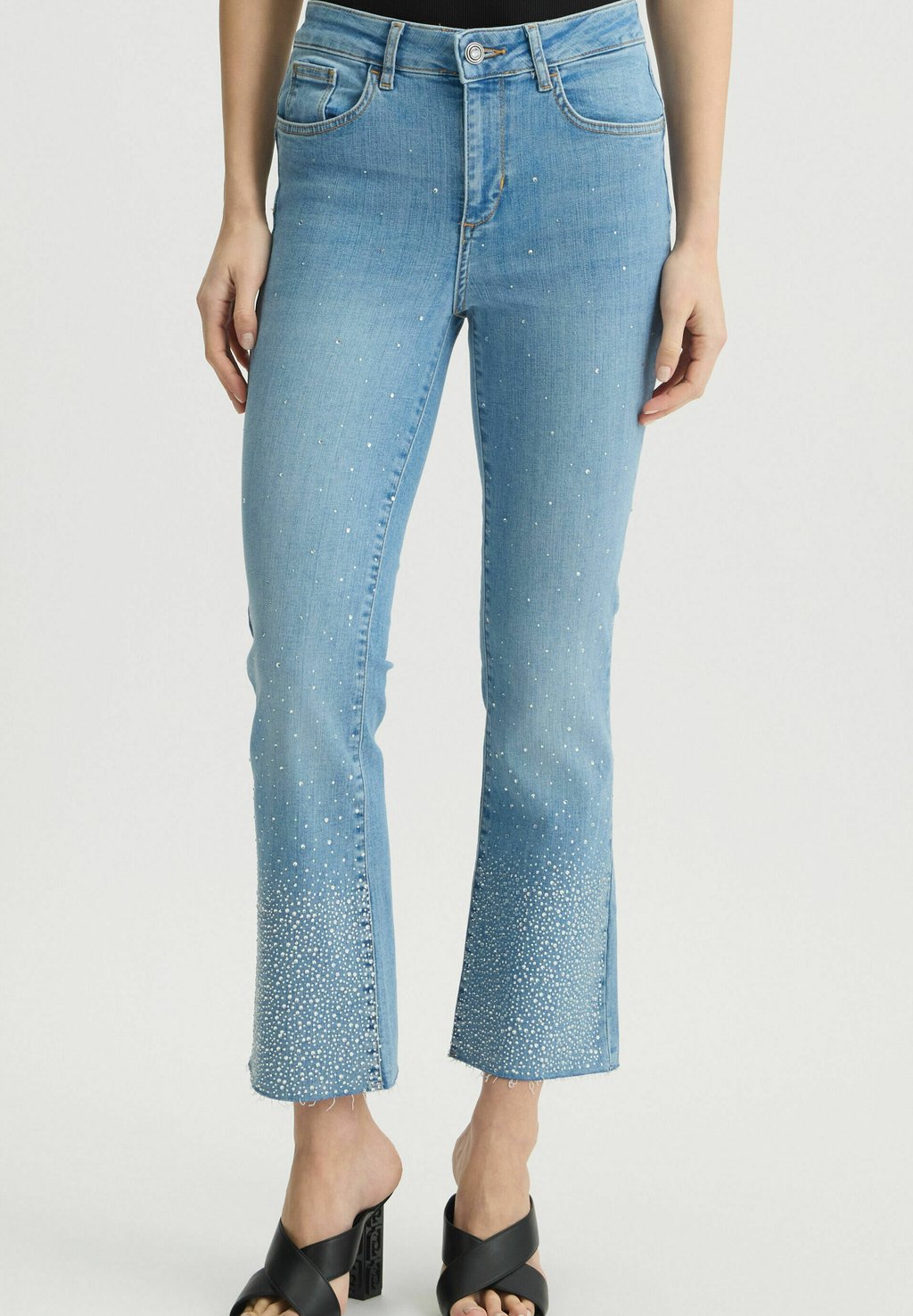 Расклешенные джинсы FLARED LIU JO, цвет 78858
Расклешенные джинсы FLARED LIU JO, цвет 78858