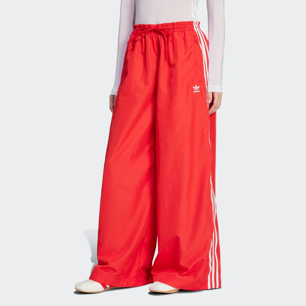 Спортивный костюм Adidas adicolor Firebird Oversized Track Pants, цвет Better Scarlet
Спортивный костюм Adidas adicolor Firebird Oversized Track Pants, цвет Better Scarlet