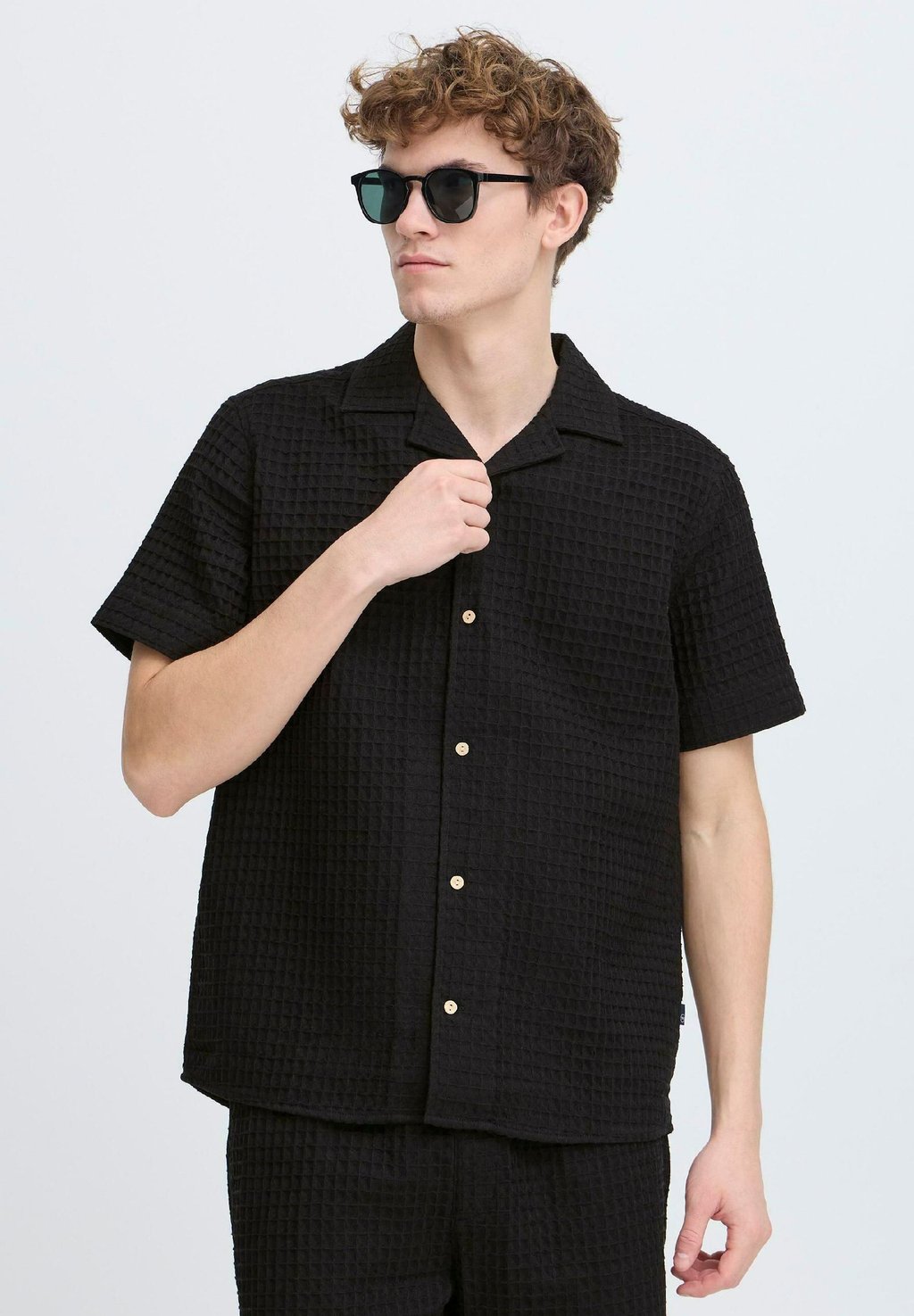 Рубашка KSEarnest Kronstadt, черный
Рубашка KSEarnest Kronstadt, черный