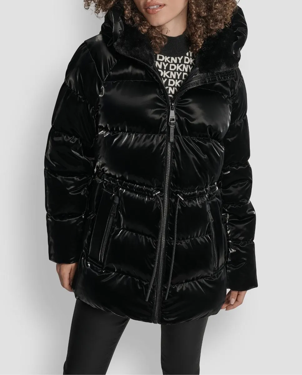 Женское пуховое пальто DKNY, черный
Женское пуховое пальто DKNY, черный