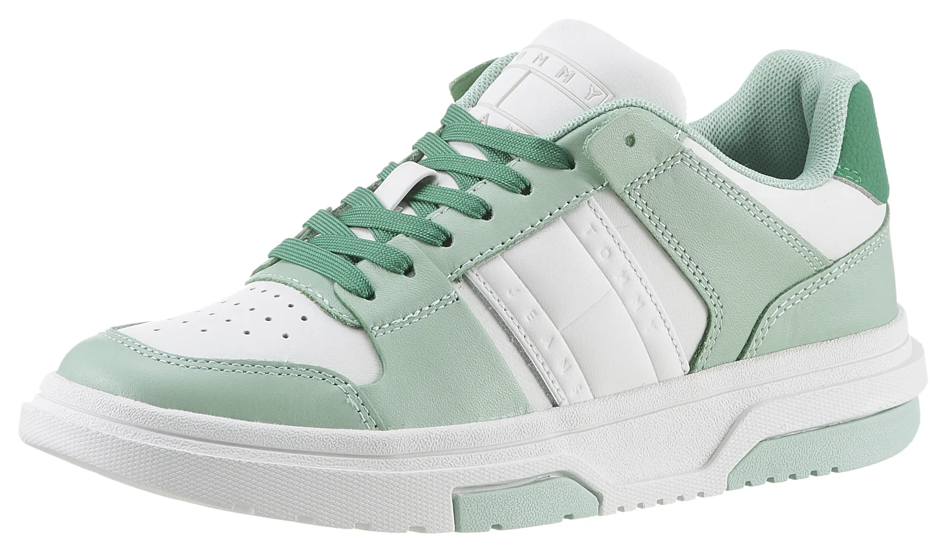 Кроссовки на платформе Tommy Jeans "TJW BASKET SNEAKER FOOTLOCKER", выполненные из экологически чистых материалов, повседневная обувь, полуботинки, туфли на шнуровке, цвет Hellgrün-Ecru
Кроссовки на платформе Tommy Jeans "TJW BASKET SNEAKER FOOTLOCKER", выполненные из экологически чистых материалов, повседневная обувь, полуботинки, туфли на шнуровке, цвет Hellgrün-Ecru