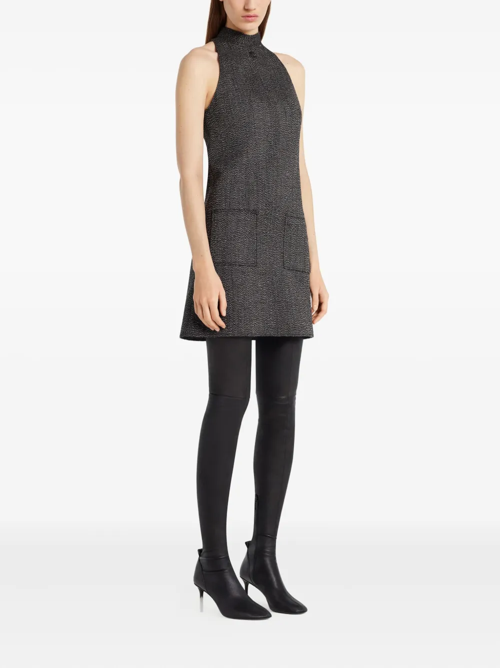 Платье с высоким воротником Courrèges, серый
Платье с высоким воротником Courrèges, серый