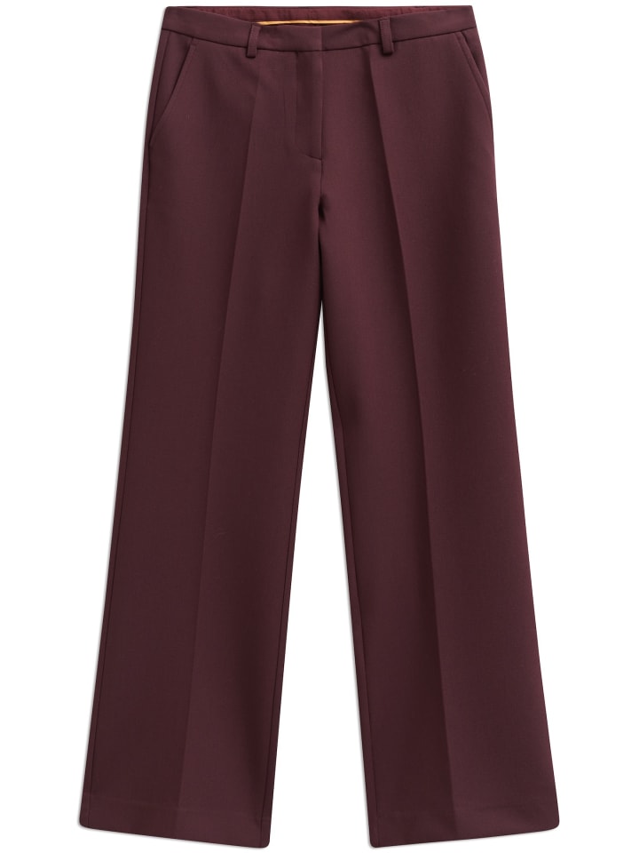 Брюки для отдыха цвета 690-ржавчина Bugatti
Брюки для отдыха цвета 690-ржавчина Bugatti