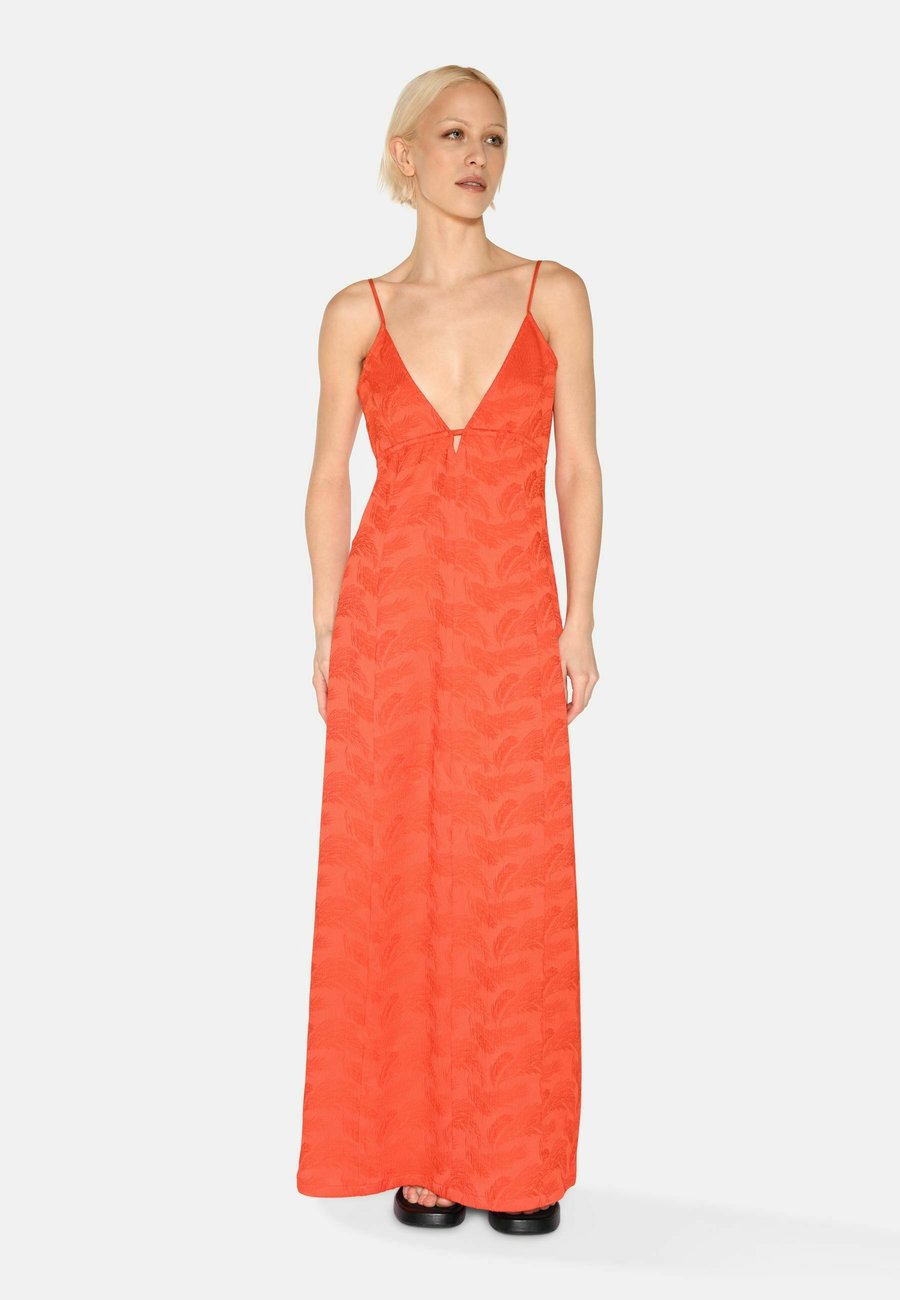 Платье Minimum Maxi dress, Fiesta/Orange
Платье Minimum Maxi dress, Fiesta/Orange
