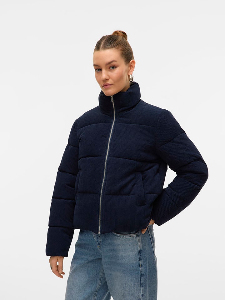 Vero Moda Стеганая куртка темно-синего цвета
Vero Moda Стеганая куртка темно-синего цвета