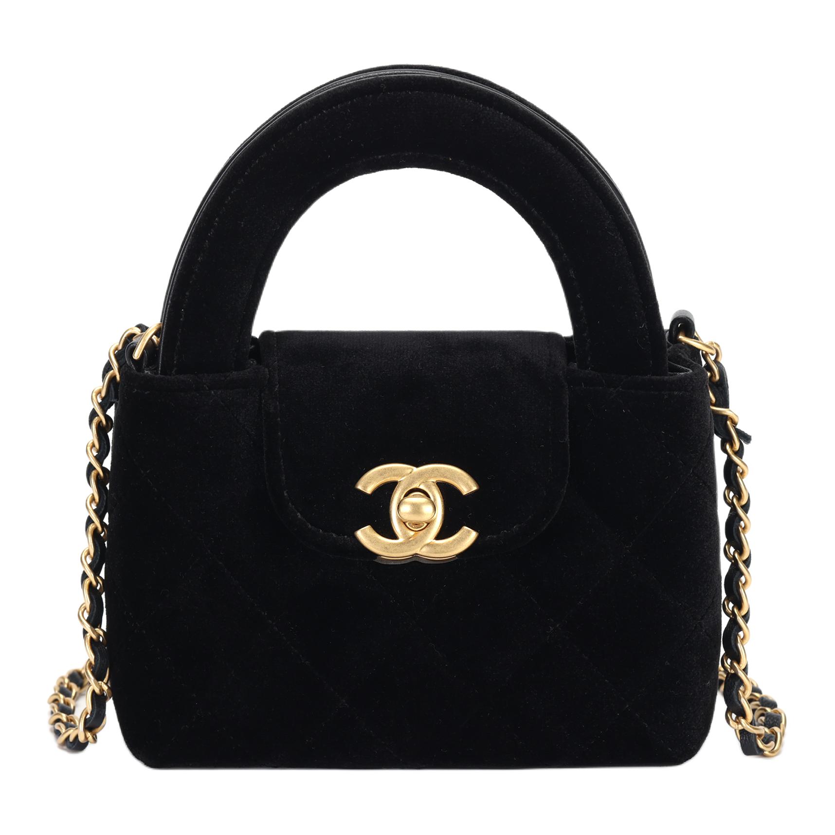 CHANEL Вельюровая, металлическая сумка через плечо, кроссбоди, женская сумка черная
CHANEL Вельюровая, металлическая сумка через плечо, кроссбоди, женская сумка черная