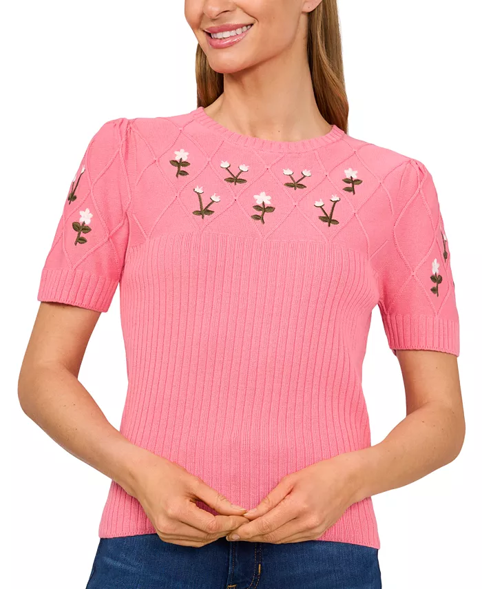 Женский хлопковый свитер с коротким рукавом и цветочной вышивкой CeCe, розовый
Женский хлопковый свитер с коротким рукавом и цветочной вышивкой CeCe, розовый
