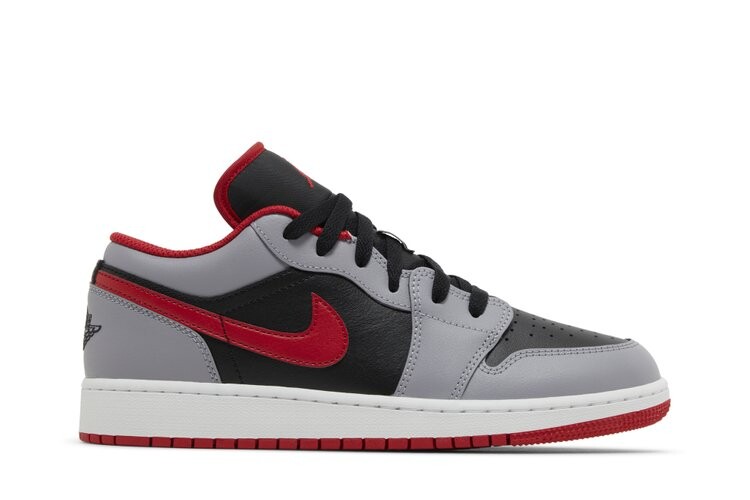 Кроссовки Air Jordan 1 Low GS, серый
Кроссовки Air Jordan 1 Low GS, серый