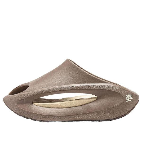 Тапочки x питти уомо юнью слэй Li-Ning, коричневый
Тапочки x питти уомо юнью слэй Li-Ning, коричневый