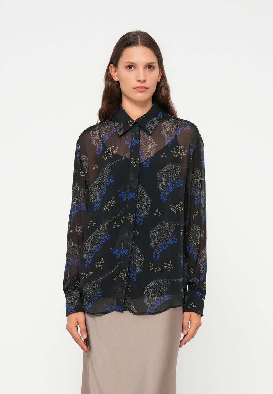 Блуза Bruuns Bazaar CHIONO AGATA SHIRT, Black/Blue/Blue
Блуза Bruuns Bazaar CHIONO AGATA SHIRT, Black/Blue/Blue