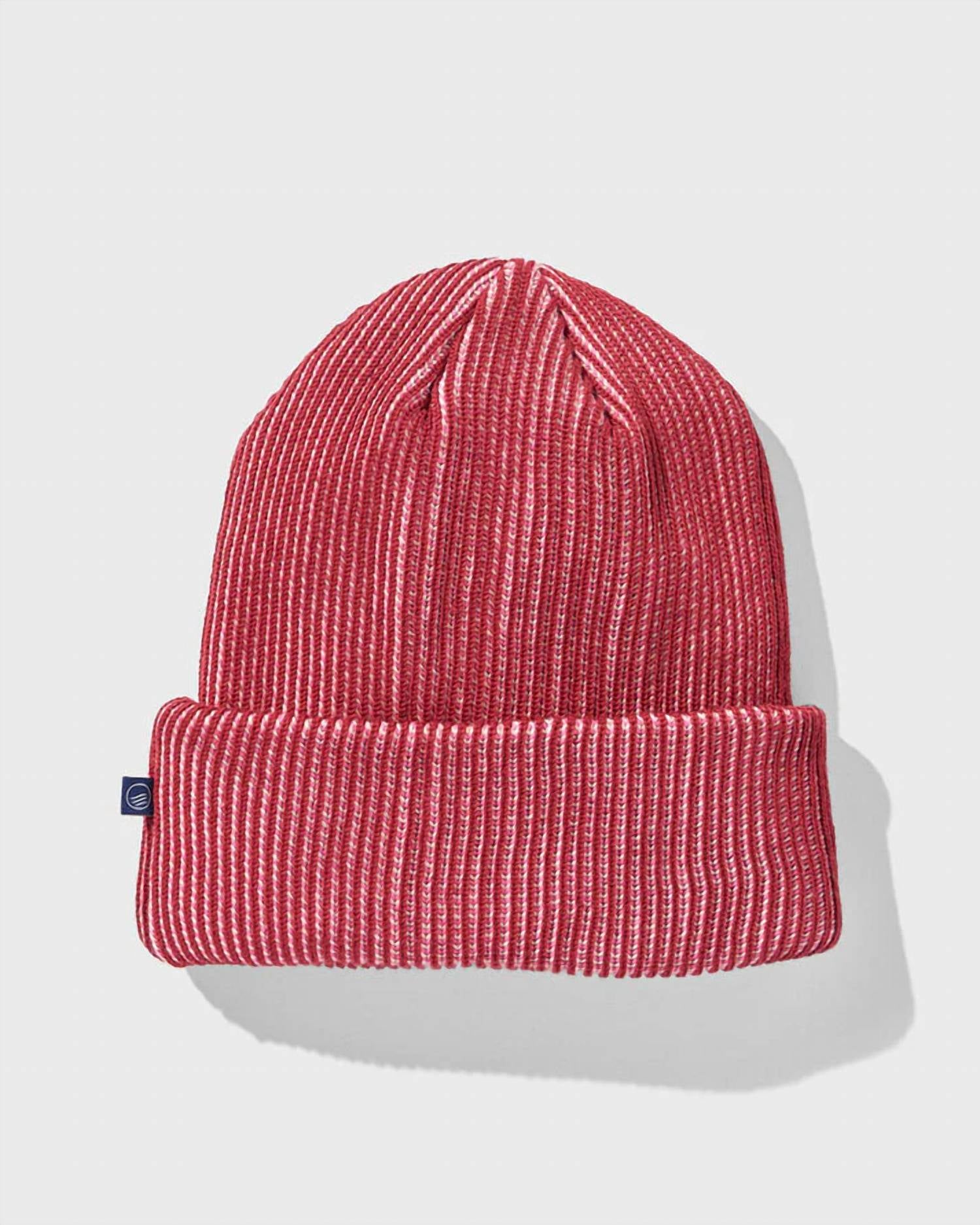 Вафельная шапка из переработанного материала в сиреневом цвете united by blue
Вафельная шапка из переработанного материала в сиреневом цвете united by blue