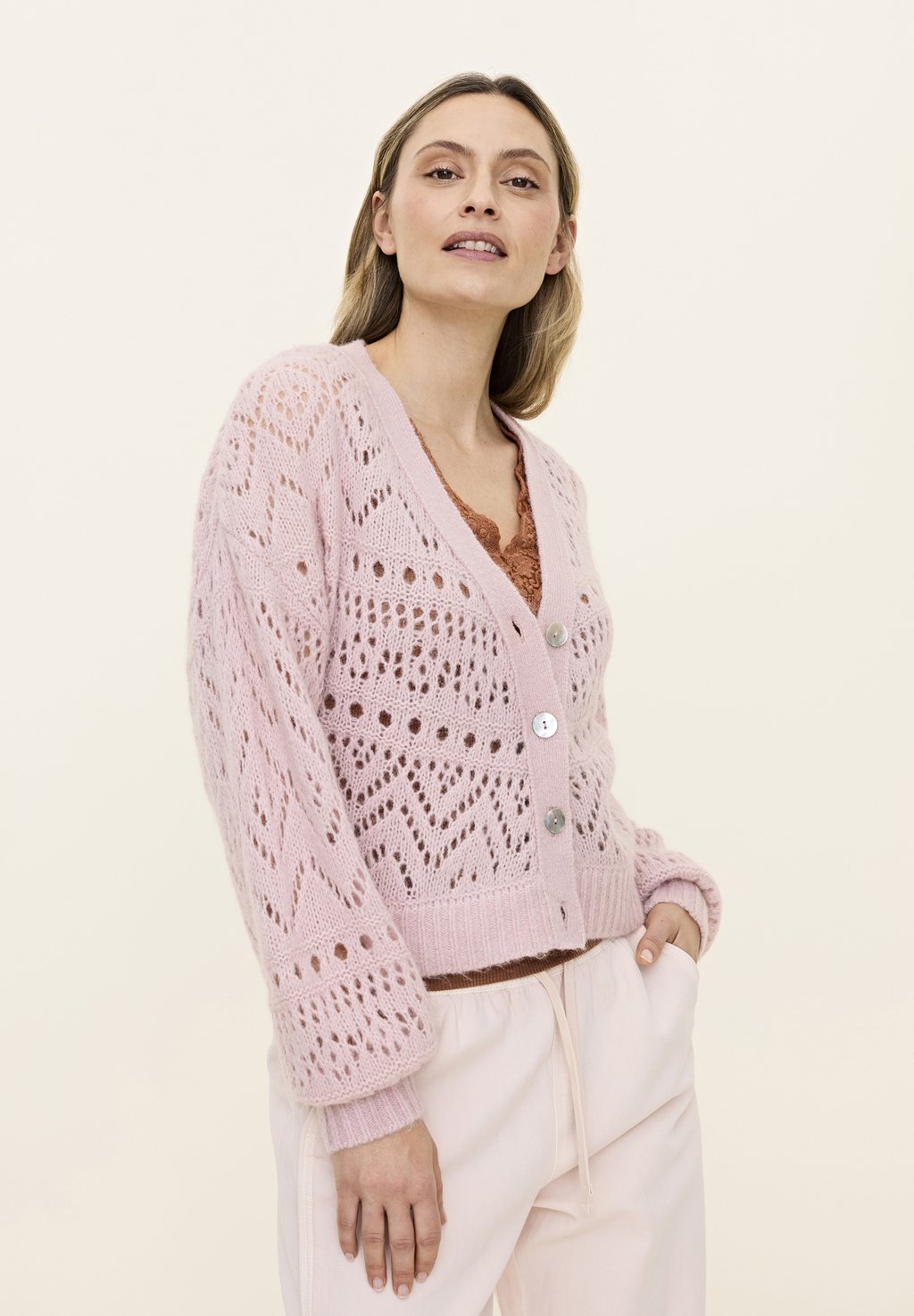 Кардиган Odd Molly, цвет Peach Powder
Кардиган Odd Molly, цвет Peach Powder