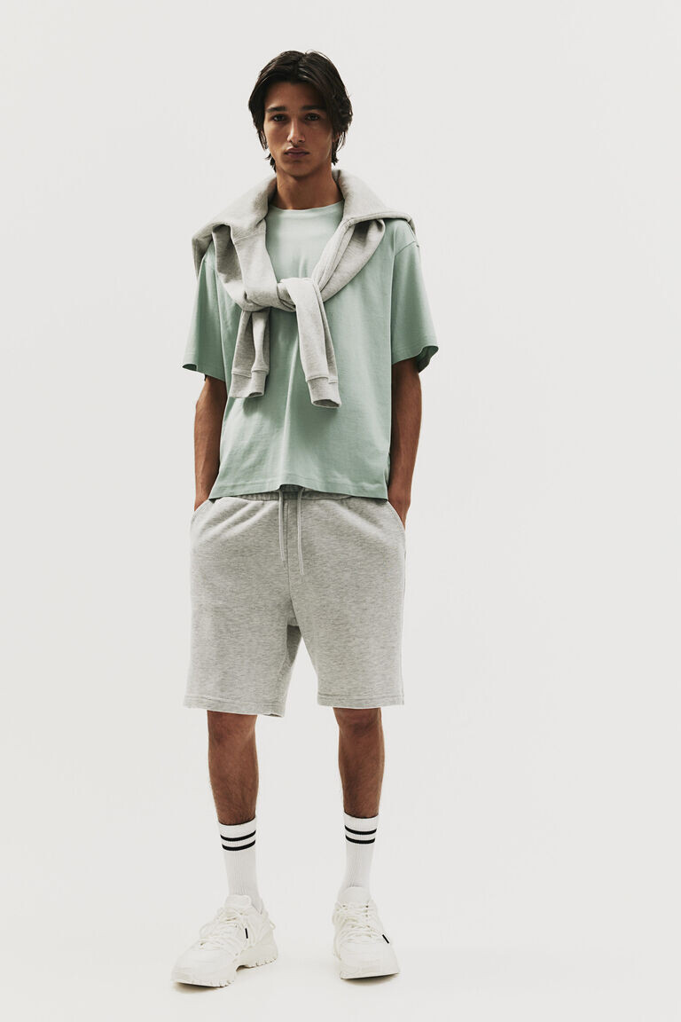 Свободная футболка H&M, бирюзовый
Свободная футболка H&M, бирюзовый