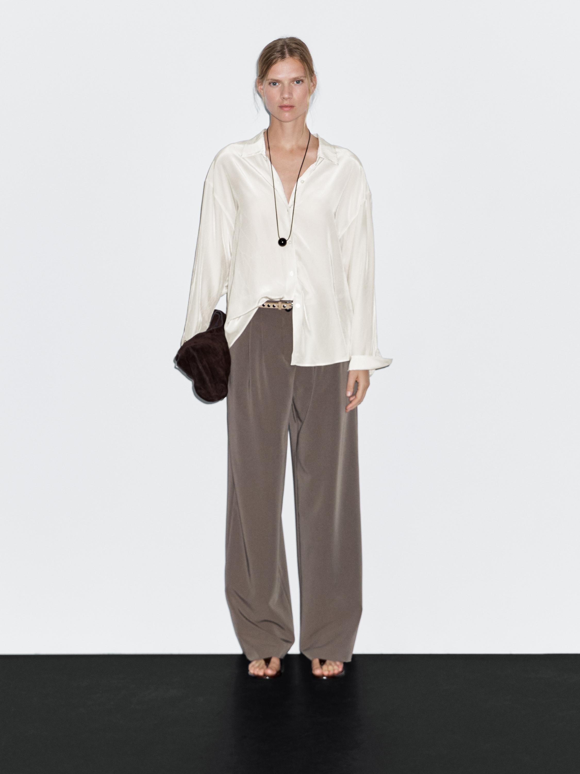 Рубашка из струящейся технической ткани Massimo Dutti, бежевый
Рубашка из струящейся технической ткани Massimo Dutti, бежевый