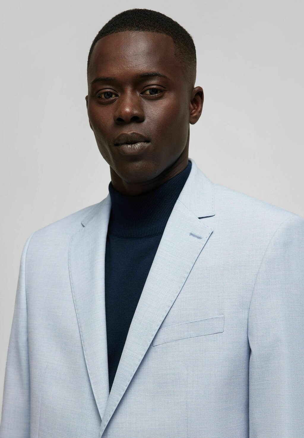 Пиджак SAKKO Hechter Paris, светло-голубой
Пиджак SAKKO Hechter Paris, светло-голубой