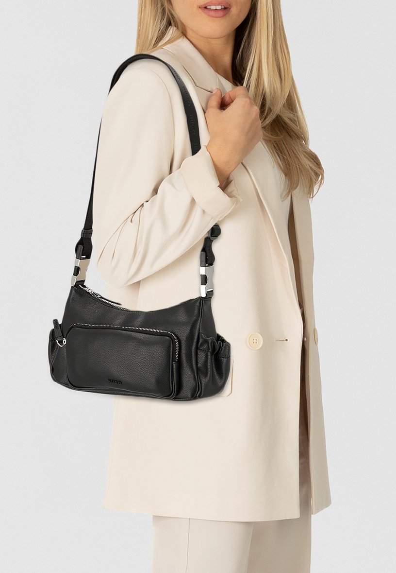 Сумка HUGO BEL 2.0 SCHULTER, Black
Сумка HUGO BEL 2.0 SCHULTER, Black