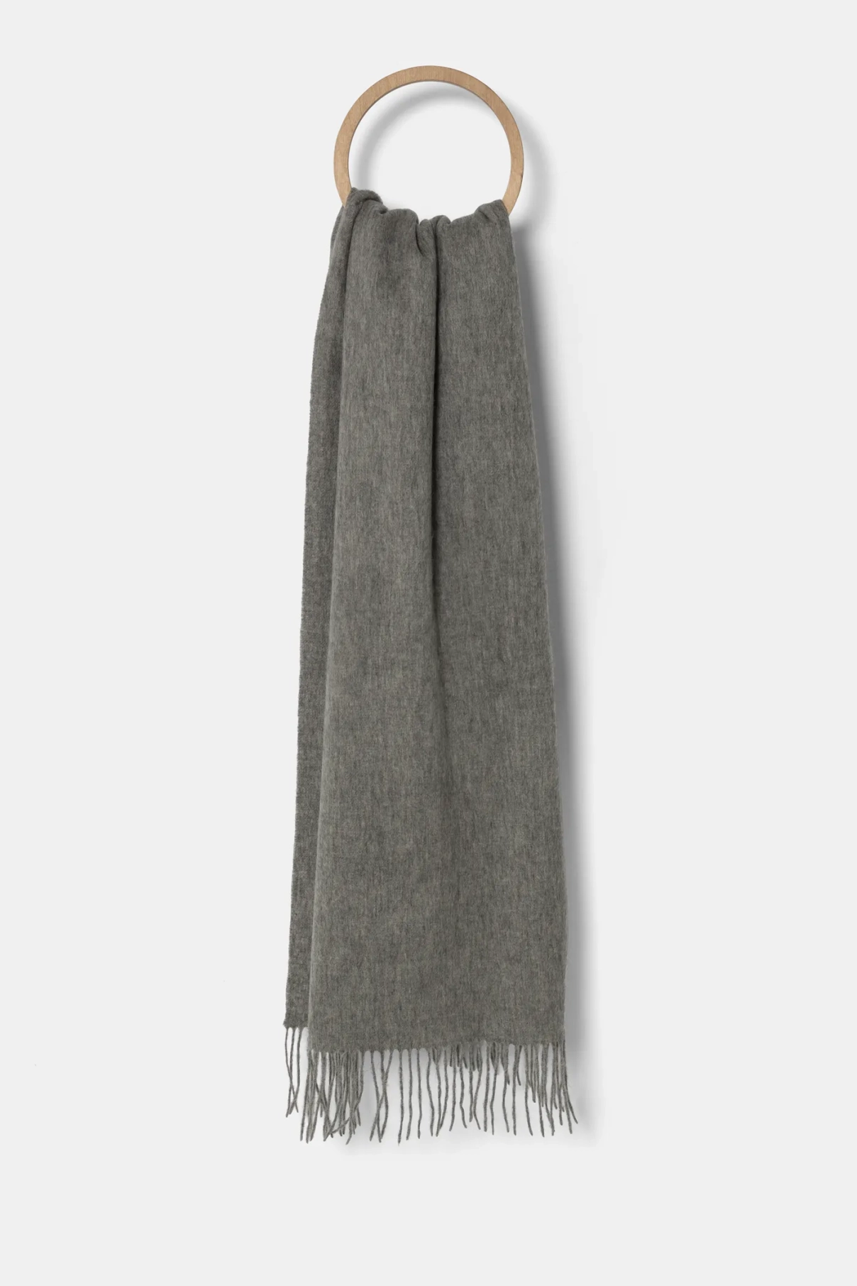 Шерстяной шарф Answear Lab, серый
Шерстяной шарф Answear Lab, серый