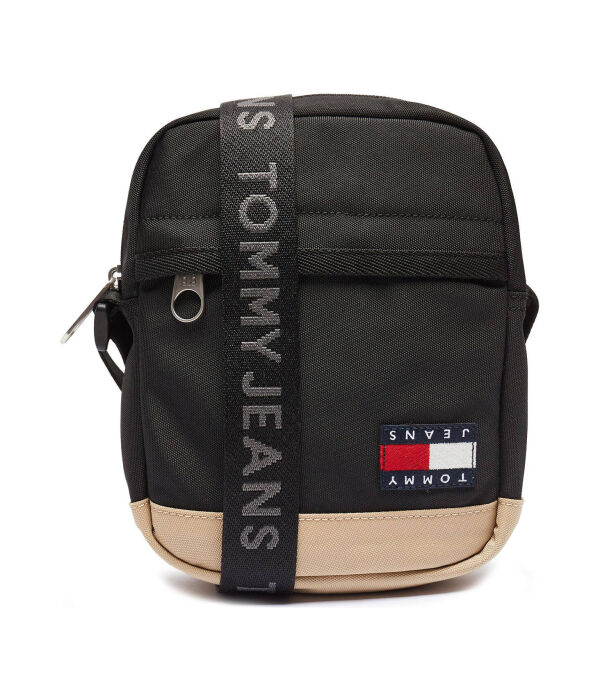 Маленькая сумочка на каждый день Tommy Jeans, черный
Маленькая сумочка на каждый день Tommy Jeans, черный