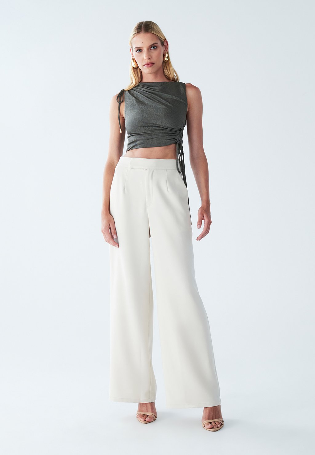 Брюки AUTUMN BWLDR, белый
Брюки AUTUMN BWLDR, белый