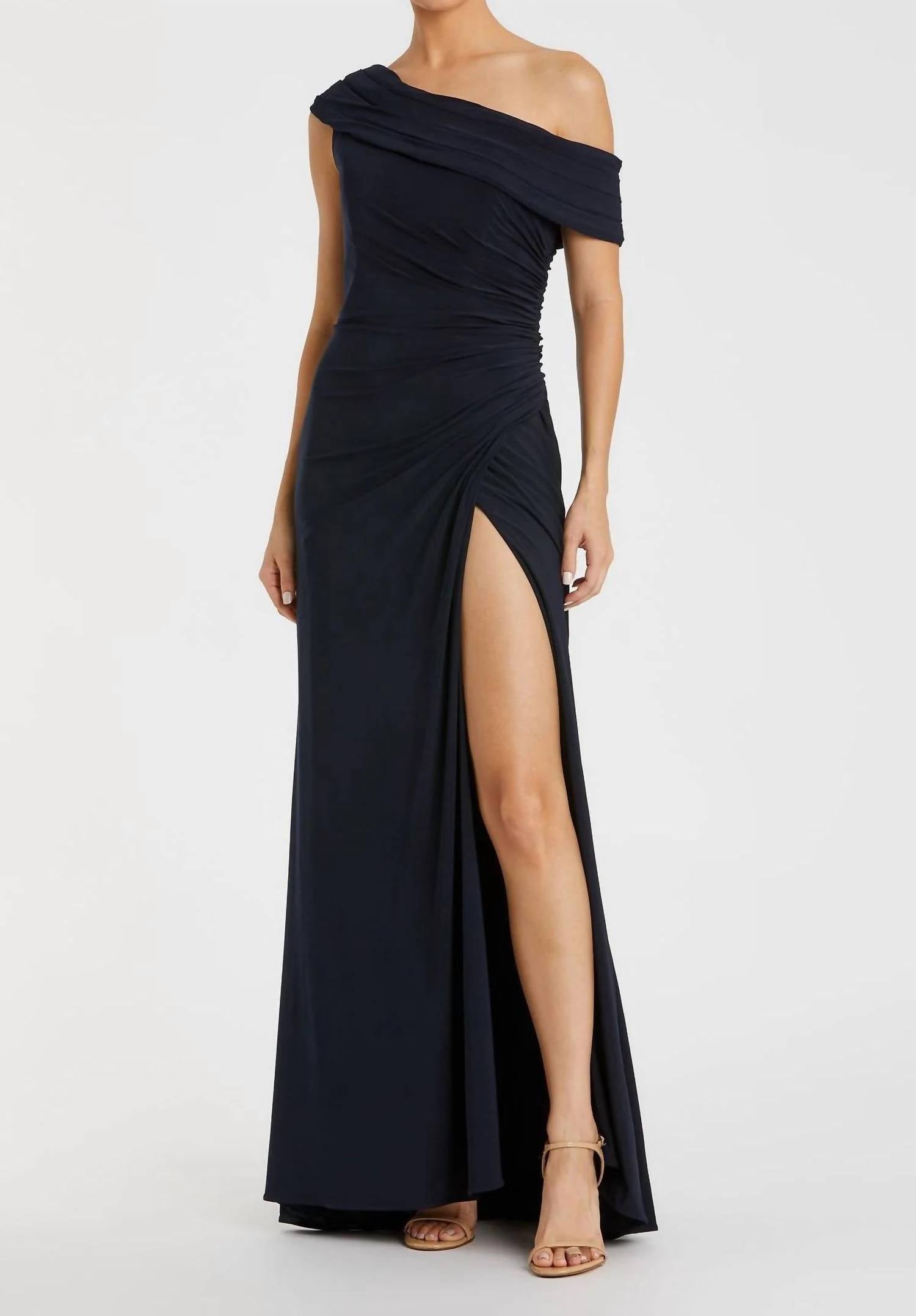 26517 In Navy Mac Duggal
26517 In Navy Mac Duggal