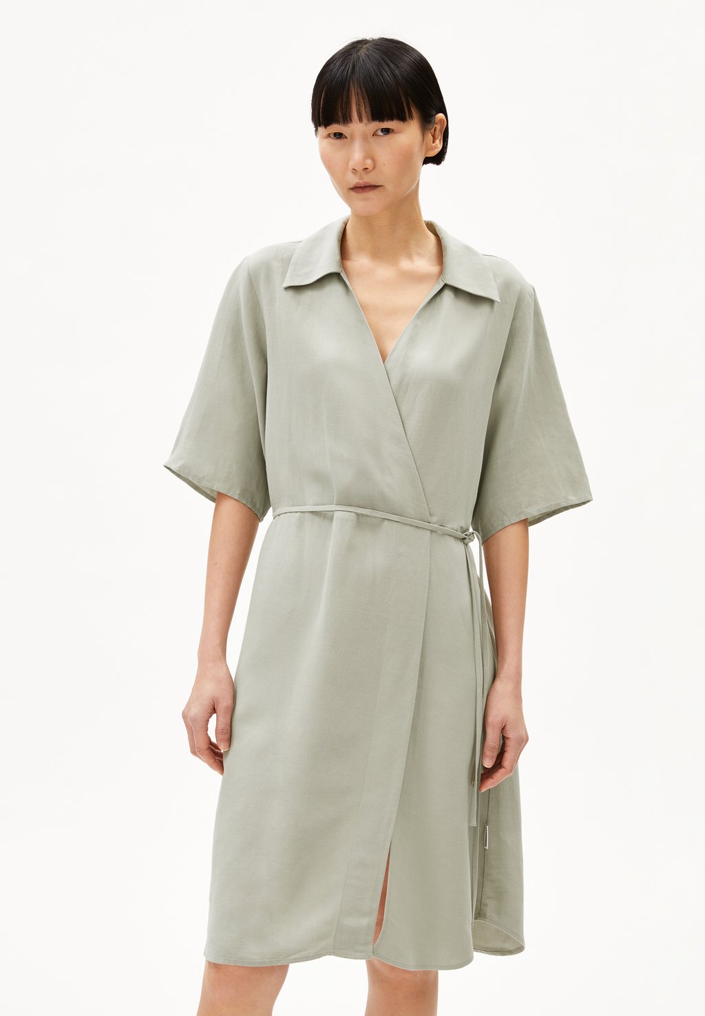 Повседневное платье FEMNAAMI ARMEDANGELS, зеленый
Повседневное платье FEMNAAMI ARMEDANGELS, зеленый