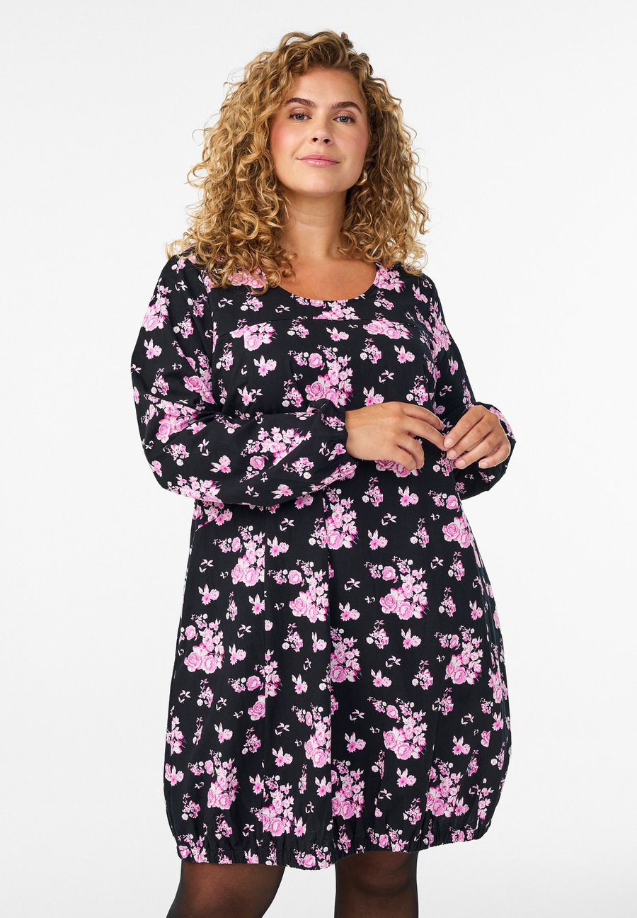 Платье Zizzi Day dress, Black W Pink Flower/Mottled Black
Платье Zizzi Day dress, Black W Pink Flower/Mottled Black