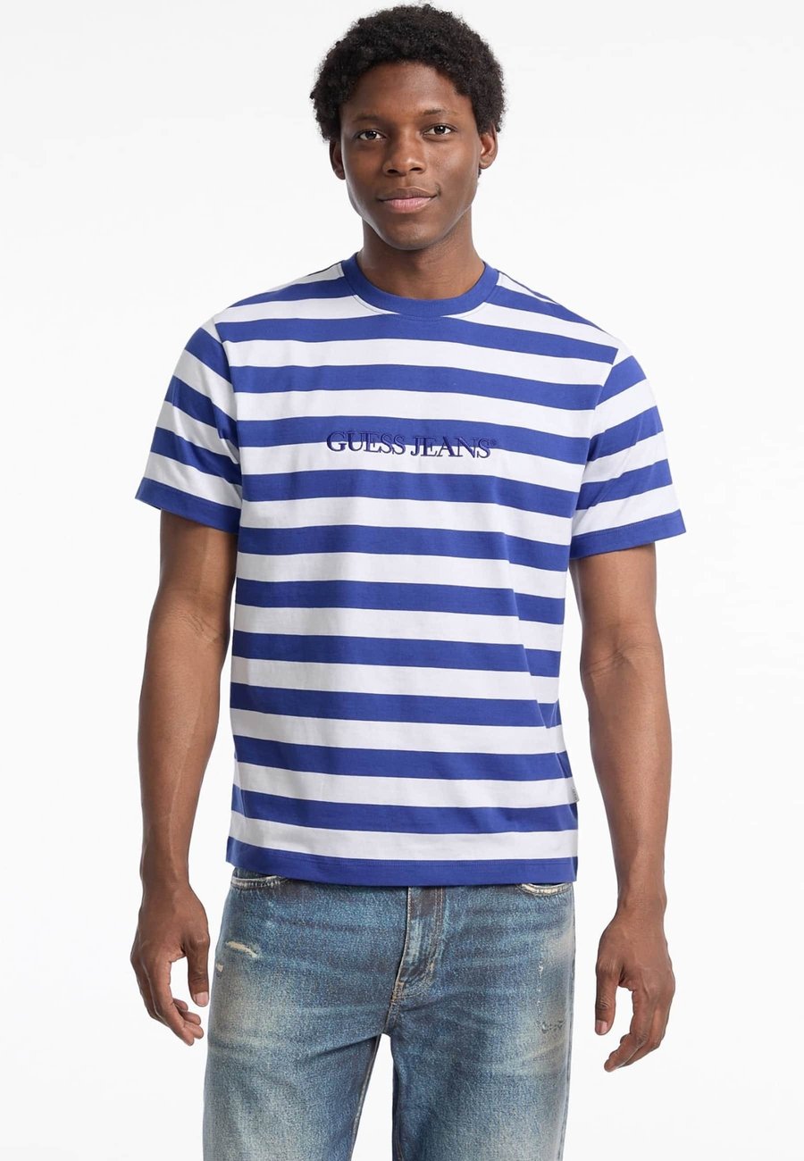 Футболка Guess Jeans STRIPED TEE, Mehrfarbig Grundton Blau/Blue
Футболка Guess Jeans STRIPED TEE, Mehrfarbig Grundton Blau/Blue