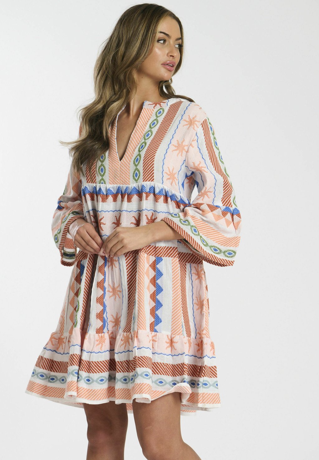 Повседневное платье LONG SLEEVE PRINT TIERED MINI South Beach, мультиколор
Повседневное платье LONG SLEEVE PRINT TIERED MINI South Beach, мультиколор