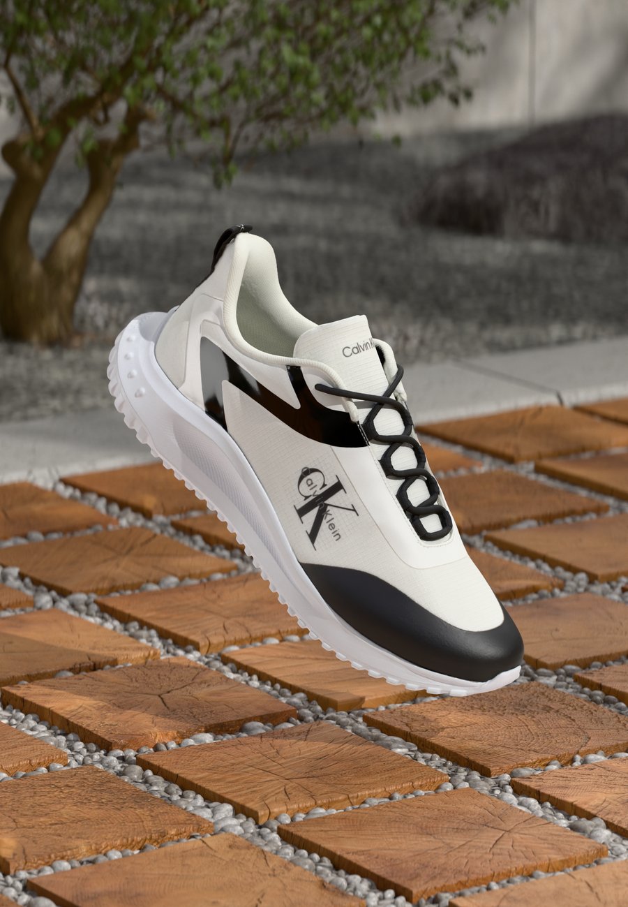 Кроссовки Calvin Klein Jeans EVA RUNNER LACE, Bright White/Black/White
Кроссовки Calvin Klein Jeans EVA RUNNER LACE, Bright White/Black/White