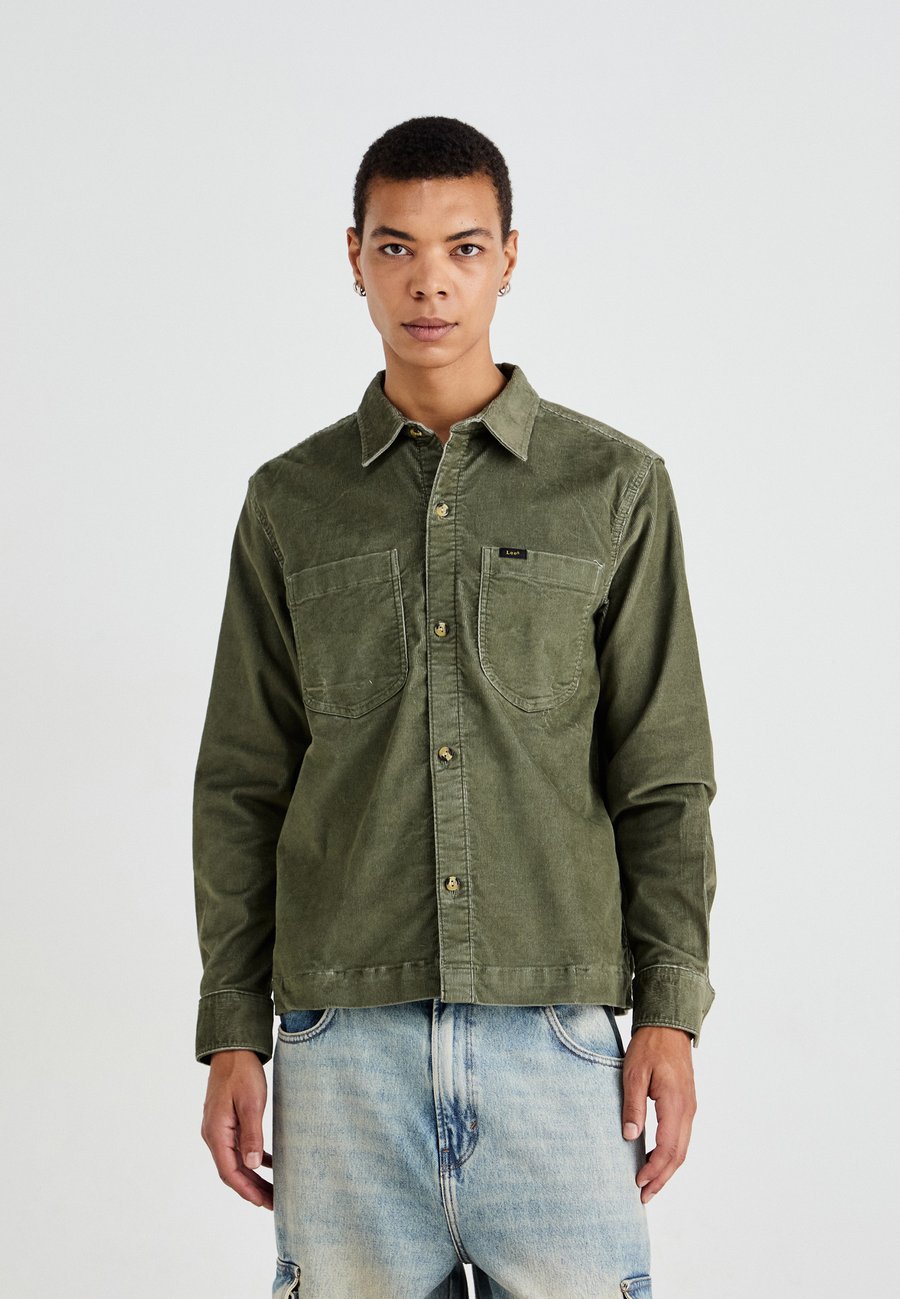 Куртка Lee CAROLINA OVERSHIRT, Mercantile Green/Green
Куртка Lee CAROLINA OVERSHIRT, Mercantile Green/Green